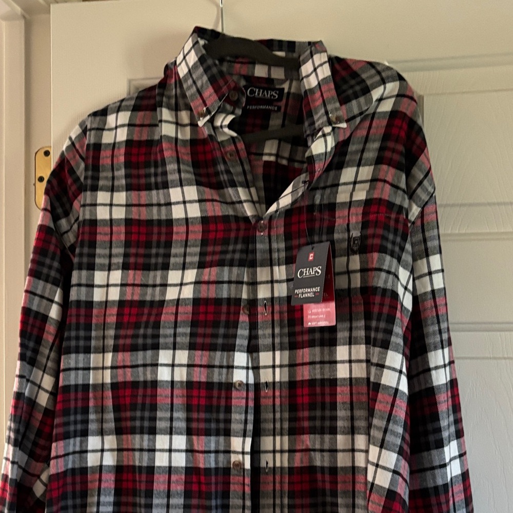 Chaps Men's Red, Black, and White Plaid Shirt  -NEW